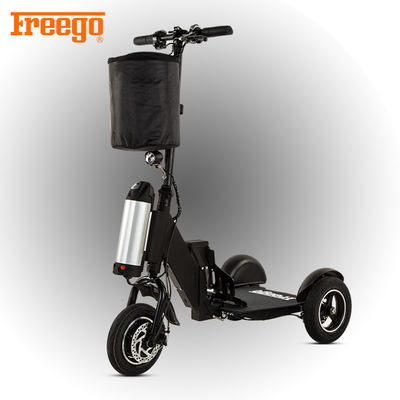 สกู๊ตเตอร์ไฟฟ้า 3 ล้อ Freego Solo ที่จดสิทธิบัตรพร้อมที่นั่งสำหรับผู้ขนส่งส่วนบุคคลเก่า